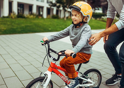 Jak naučit dítě jízdě na kole