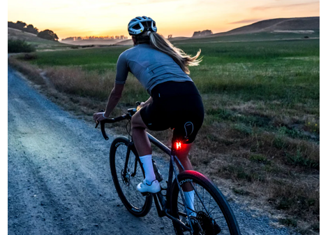 Cyklistický radar Lezyne