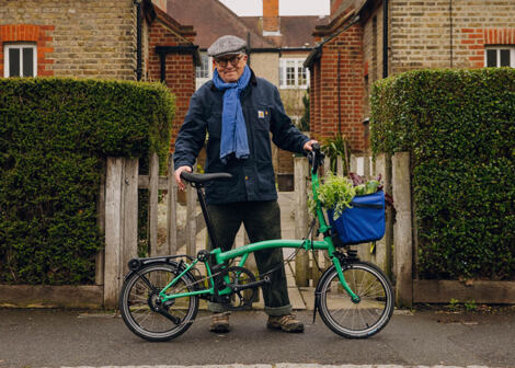 Skládací elektrokolo do města Brompton Electric C Line e-Motiq