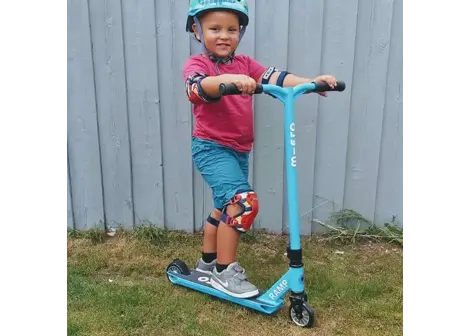 Freestyle koloběžka Micro Ramp