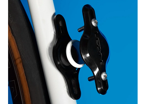 Lezyne Matrix Bike Tagger – skrytý držák AirTagu pro zabezpečení kola