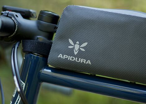 Brašna na rám kola Apidura Expedition Bolt-On Top Tube Pack 1l