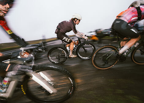 Závodní gravel kolo FARA