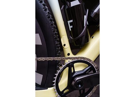 Závodní gravel kolo FARA