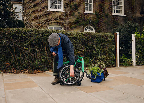 Skládací elektrokolo do města Brompton Electric C Line e-Motiq 