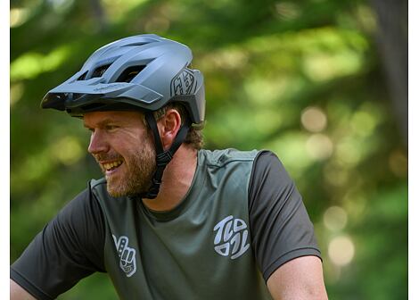 Helma Troy Lee Designs Flowline SE