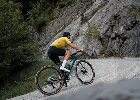 Gravel bike BMC URS AL TWO, Dark Petrol/ White