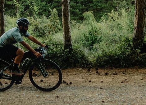 Brašna na rám Apidura Expedition Bolt-On Top Tube Pack 1l