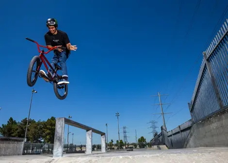 BMX kolo Mongoose Legion L80