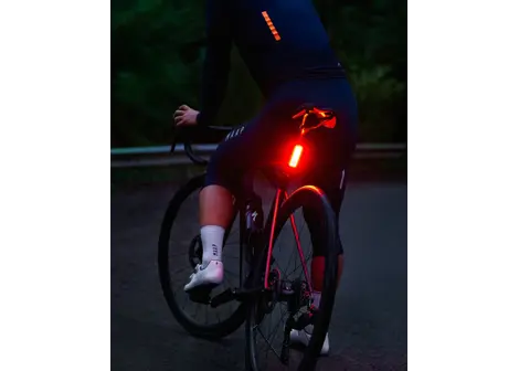 Zadní blikačka Knog Blinder Road R150