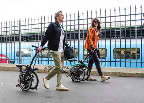 Skládací elektrokolo Brompton Electric C Line 12Speed, Black Lacquer/Black