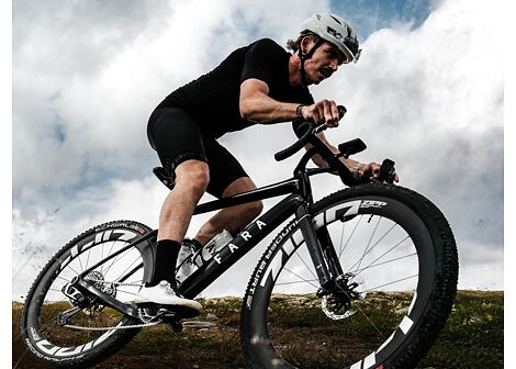 Lehké rámová gravel sada FARA