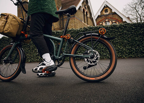 Univerzální skládací elektrokolo Brompton G Line Electric