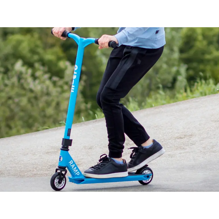 Freestyle koloběžka Micro Ramp