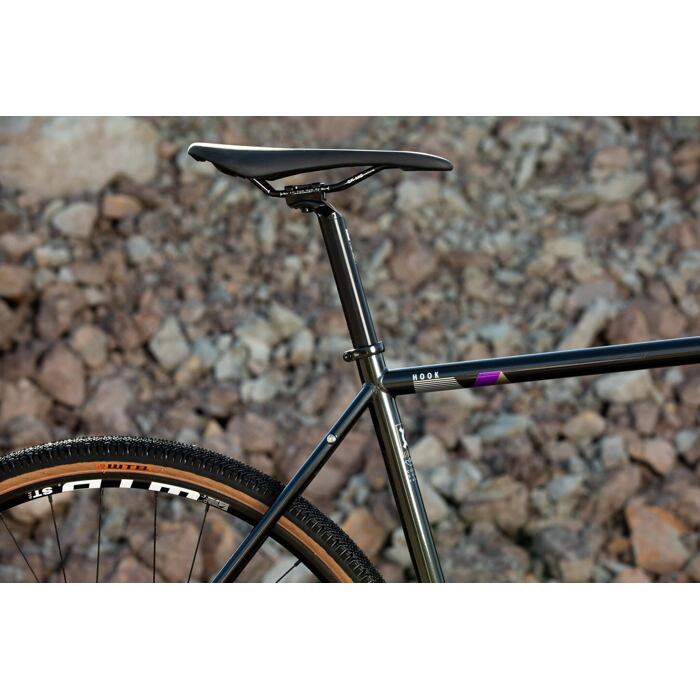 Gravel bike Bombtrack Hook, Glossy Black