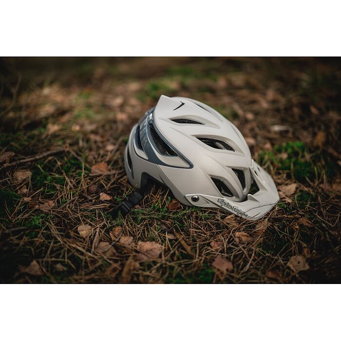 Helma Troy Lee Designs A3 Mips Uno, White